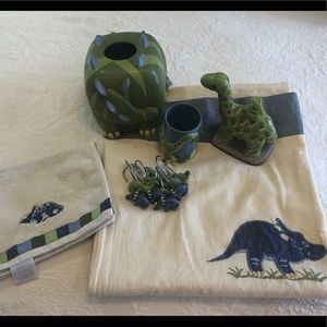 Saturday Knight Ltd. Dinosaur Bathroom Decor